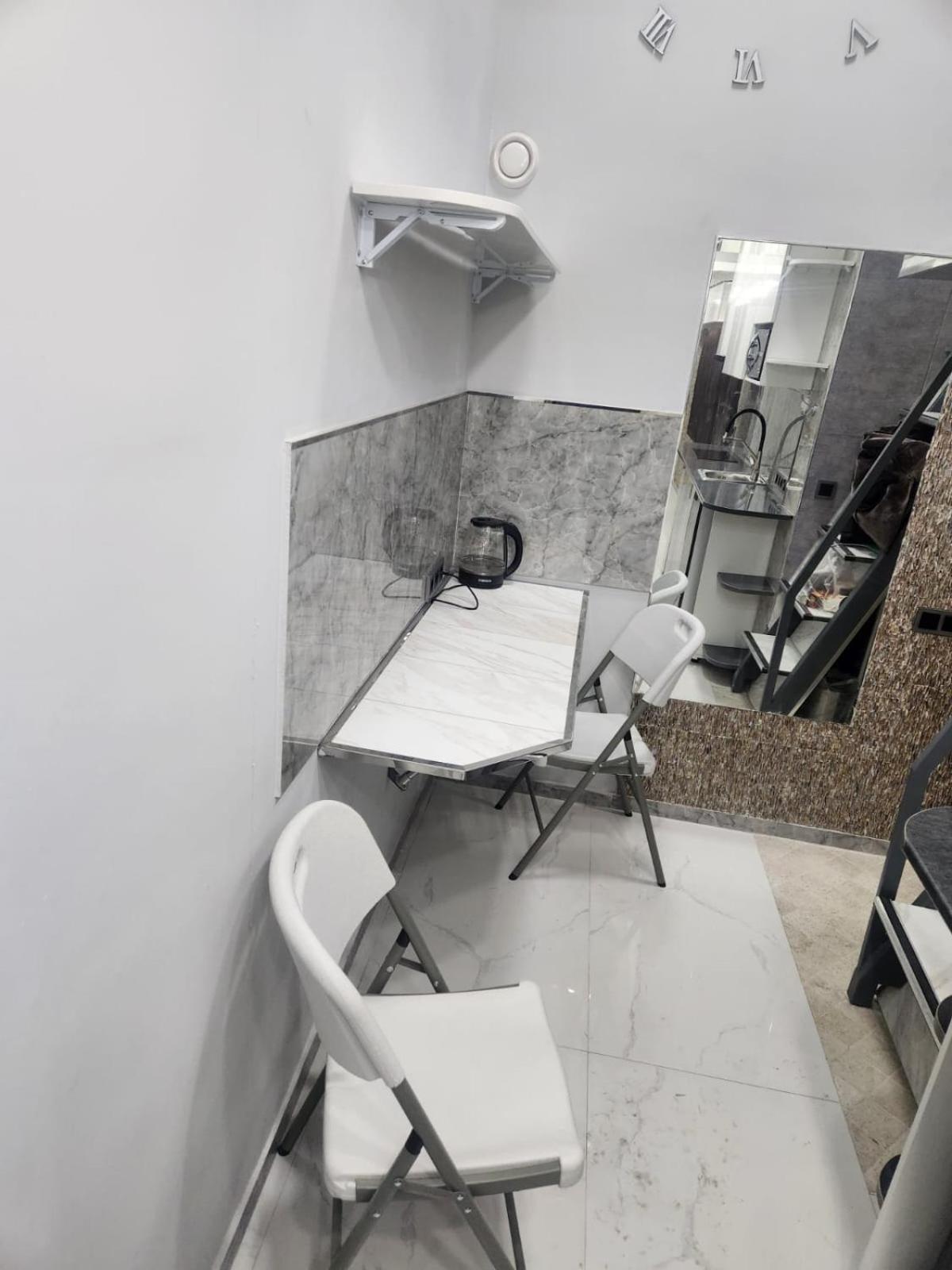 Двухуровневый Практичный Лофт Apartment Almatî Exterior foto